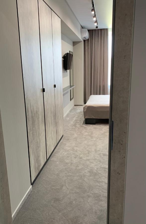 Red Cube Hotel Каменец-Подольский Экстерьер фото