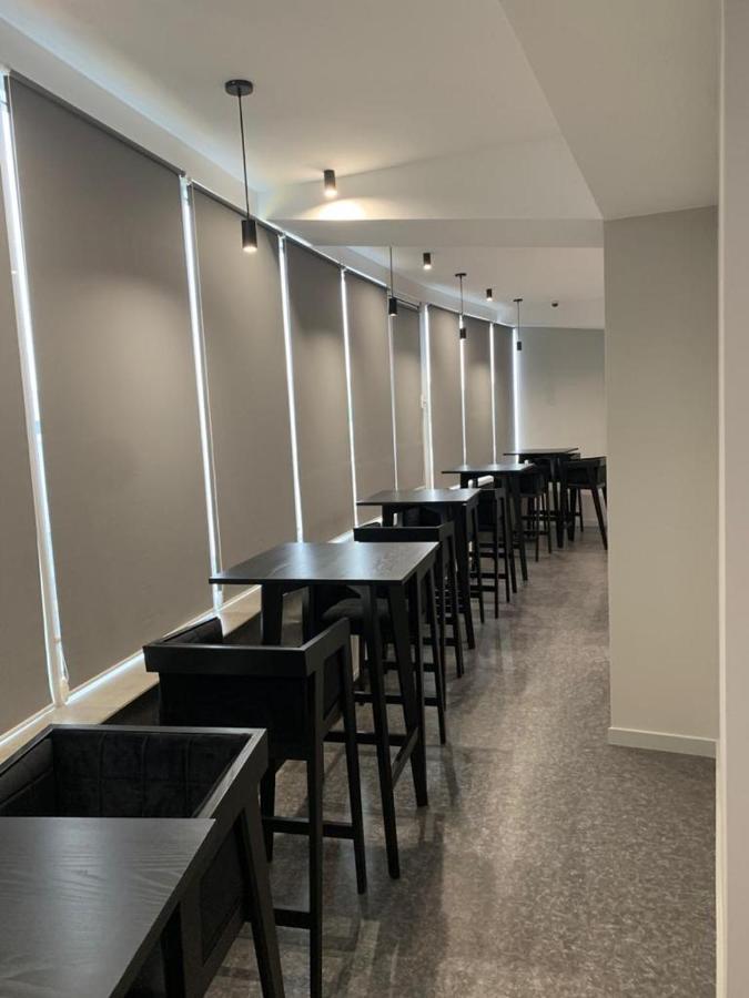 Red Cube Hotel Каменец-Подольский Экстерьер фото